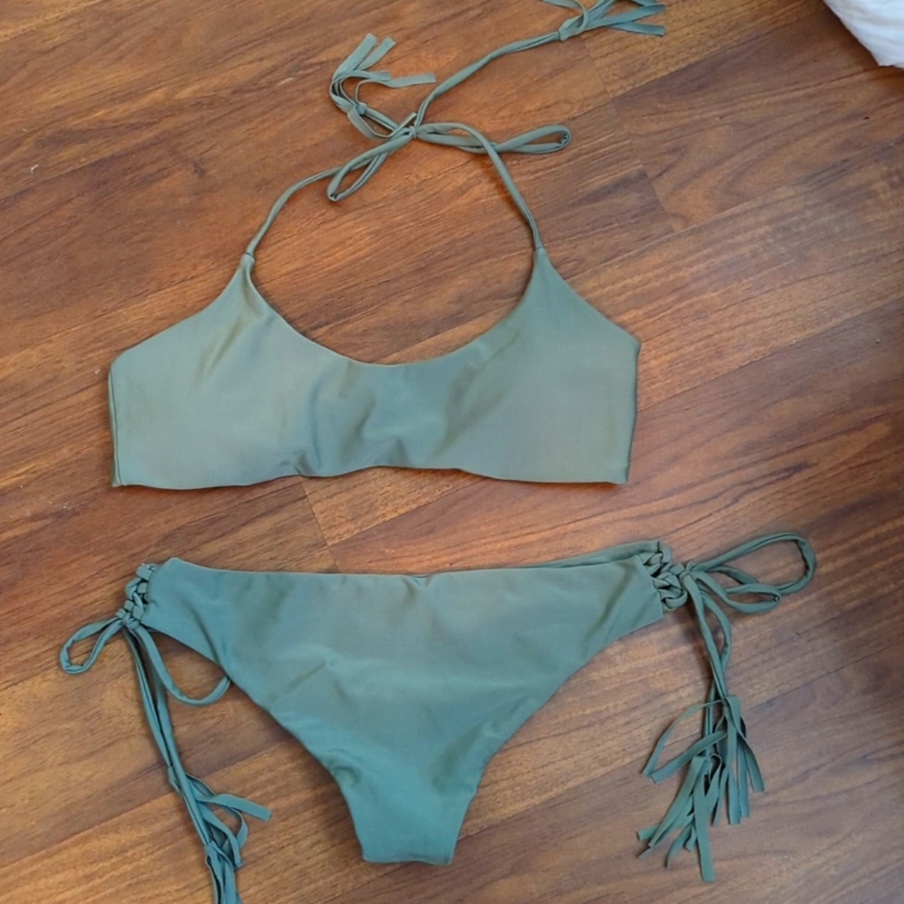 Women's swimsuit